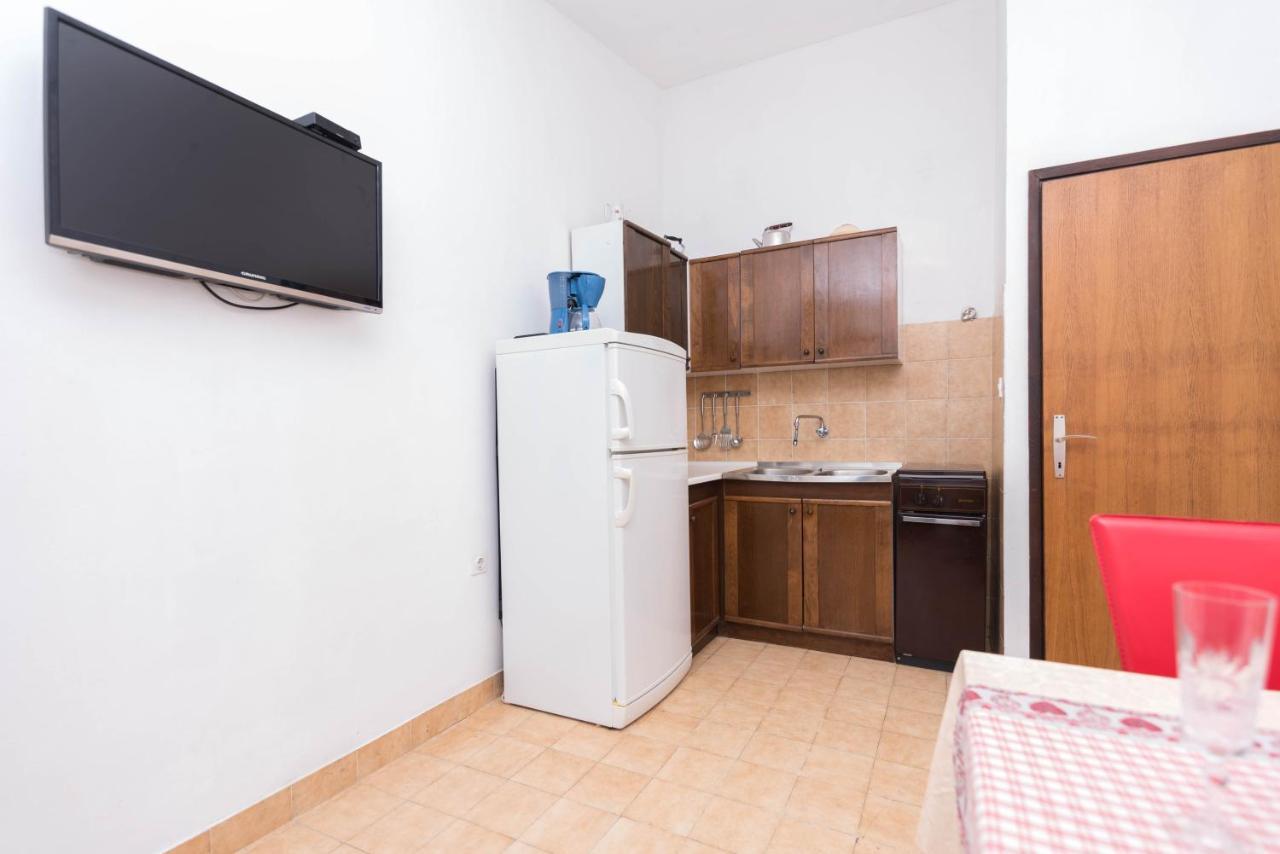 Apartments Salis Pag Town Exterior foto