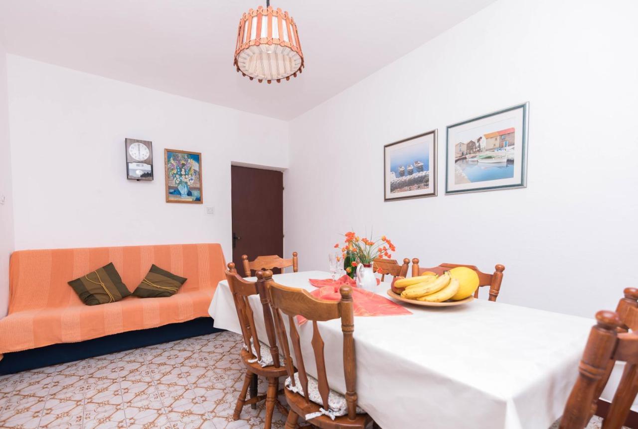 Apartments Salis Pag Town Exterior foto